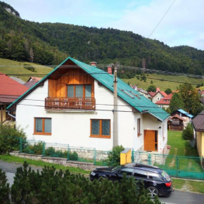 Гостиница Dedinky Lakeview Cottage, Дединки